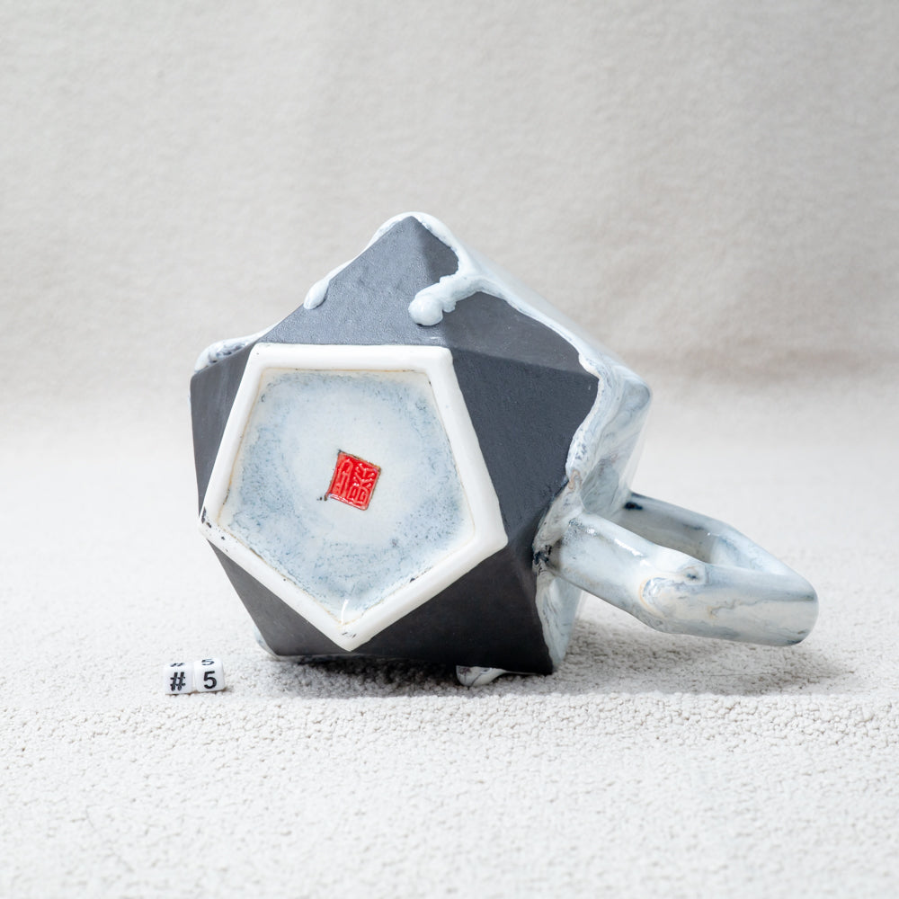 Geometric Mug 380ml #5 (12.8oz)