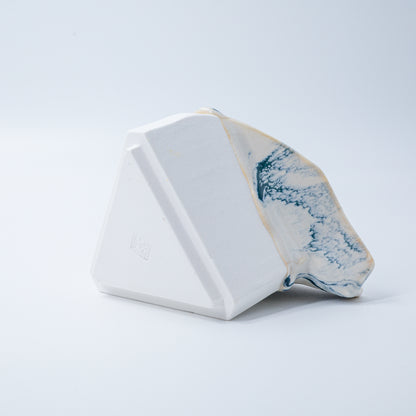 (Market Only) Triangle Jar